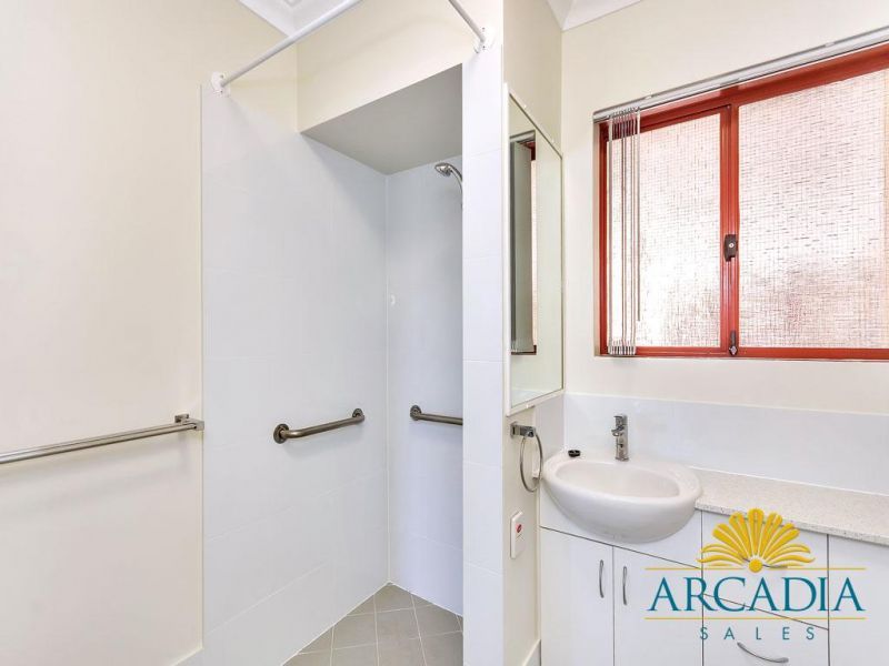 Arcadia Waters Bicton- Nothing to do, just move in.