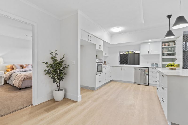 Spacious ground level 2-bedroom apartment