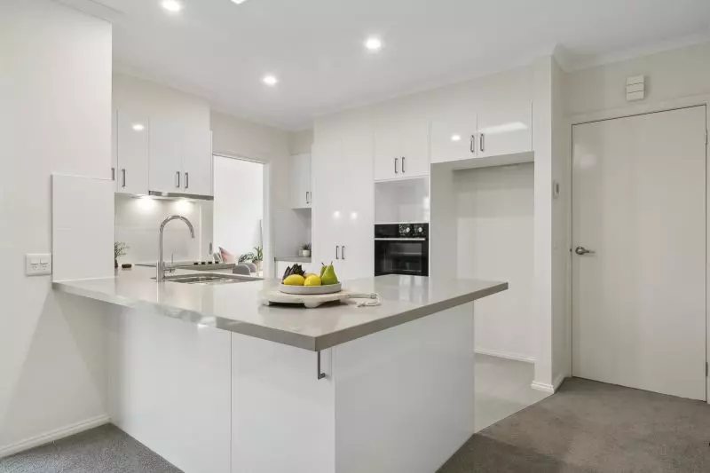 Elegant 3 Bedroom villa with beautiful window outlook