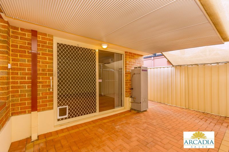 ARCADIA WATER MADDINGTON - Ideal Location, Close to Clubhouse, 2 Bedroom + Study