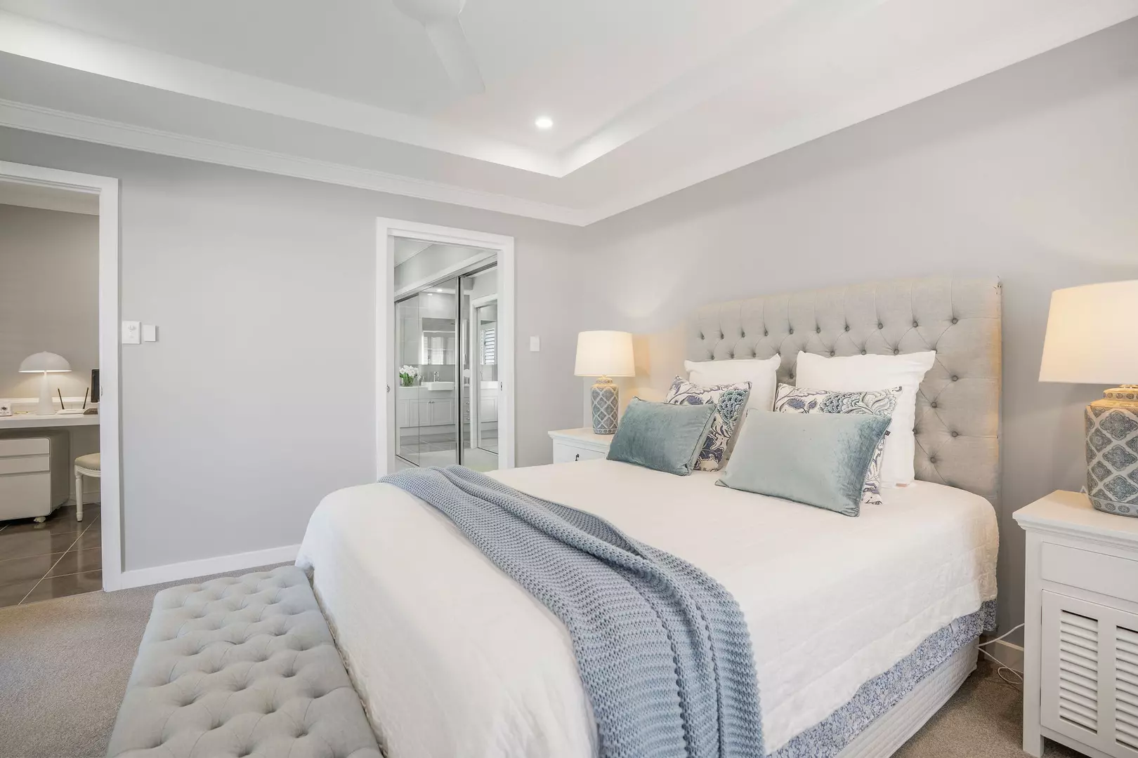 80 Oakdale by Palm Lake Resort