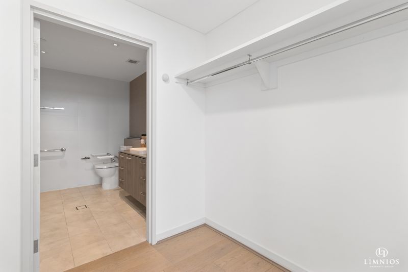 Stunning views from this 6th floor apartment!