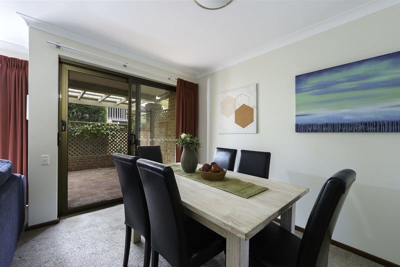 Low-Maintenance Villa with Garden Outlook Near Clubhouse