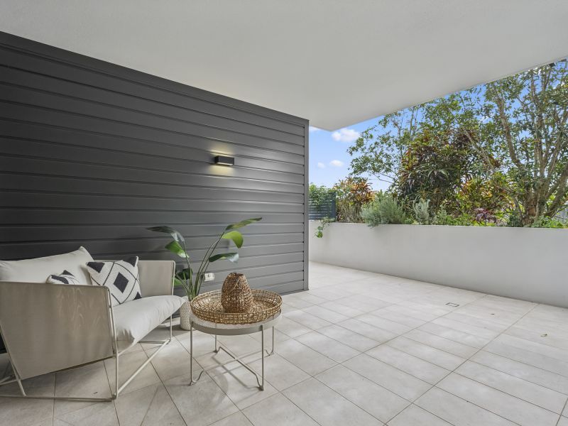 Ground-floor two-bedroom apartment