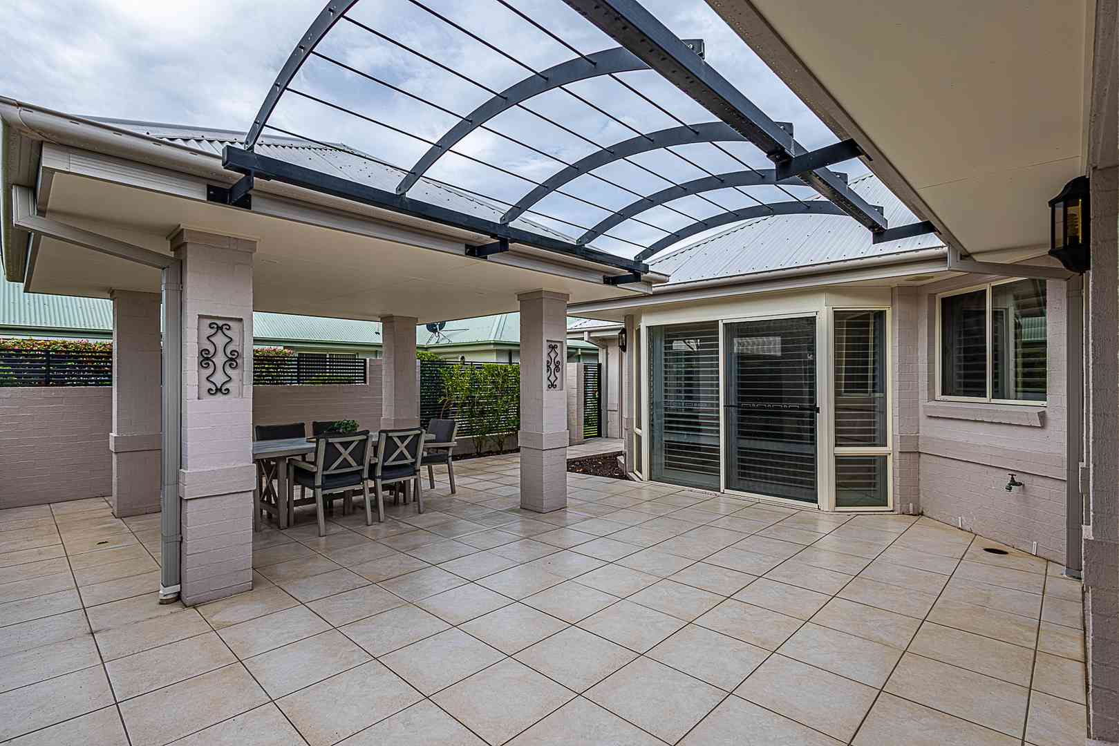 Renoir by Palm Lake Resort Tea Gardens