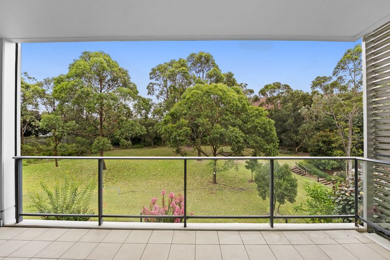 Coastal Vibe and Garden Views