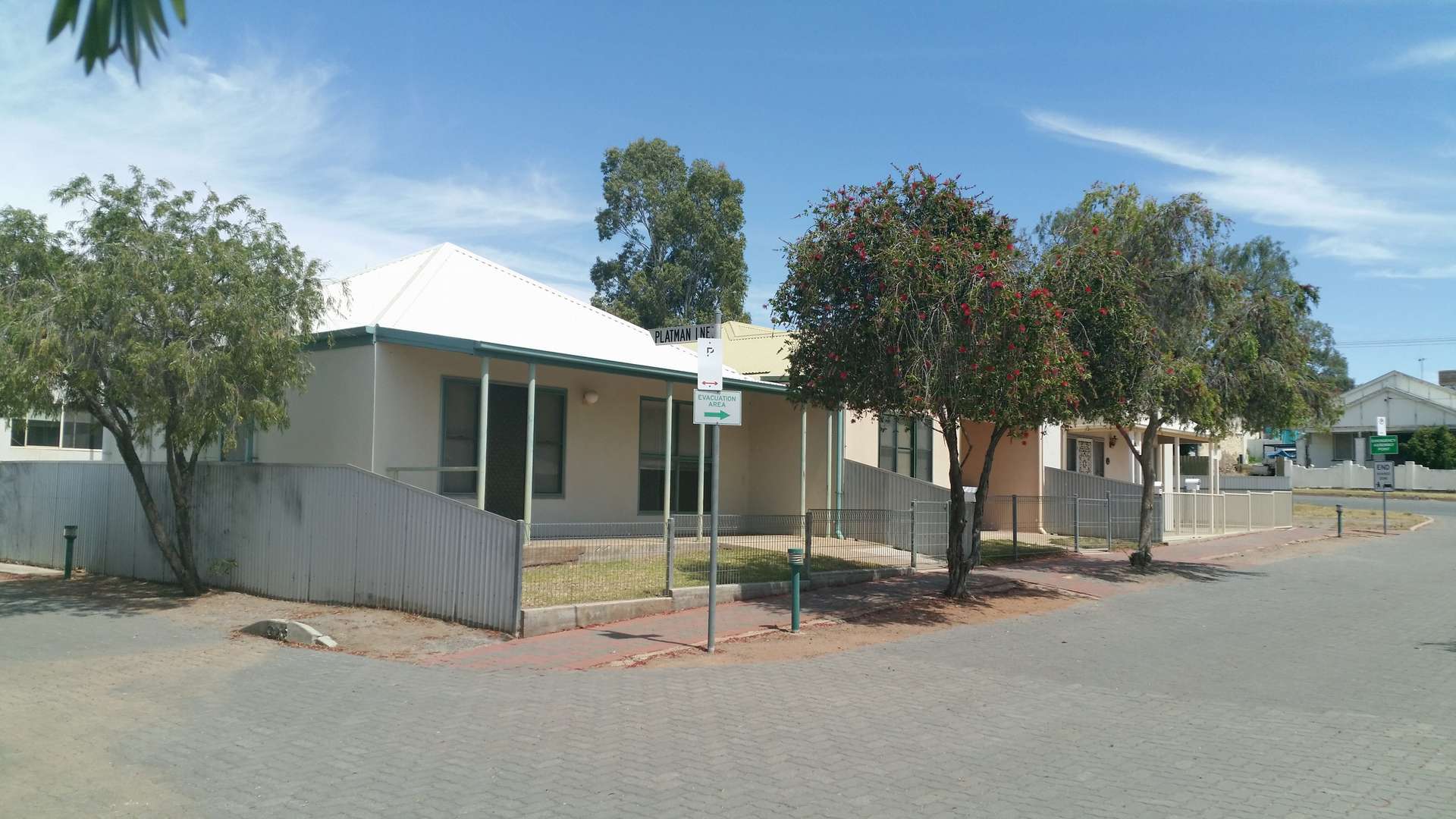 Eureka Shorty O'Neil Village