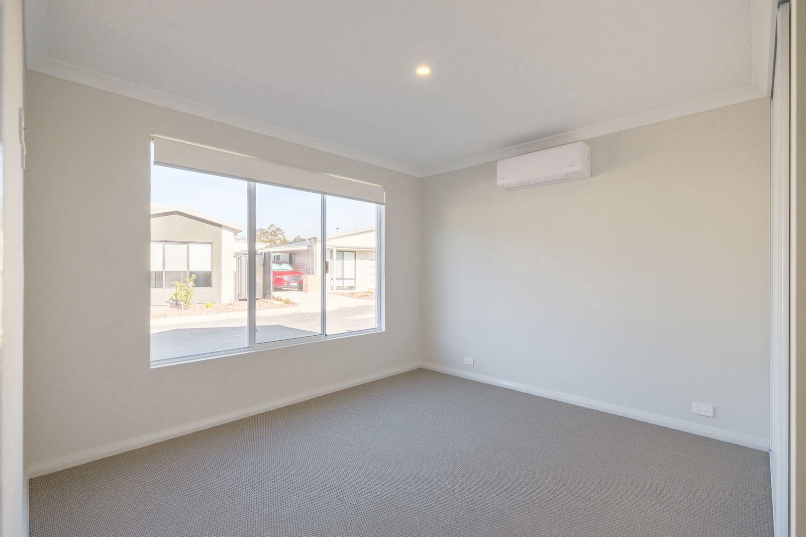Spacious 3-bed home with outdoor alfresco