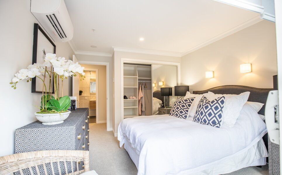 Stunning two- bedroom apartment available now!