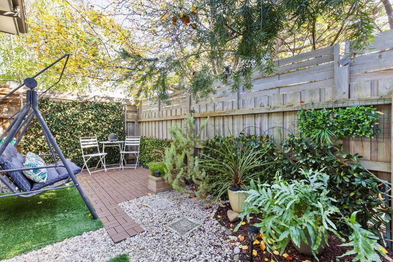 Unique Aspect - No Neighbours! 
Updated Home on Large Corner Block