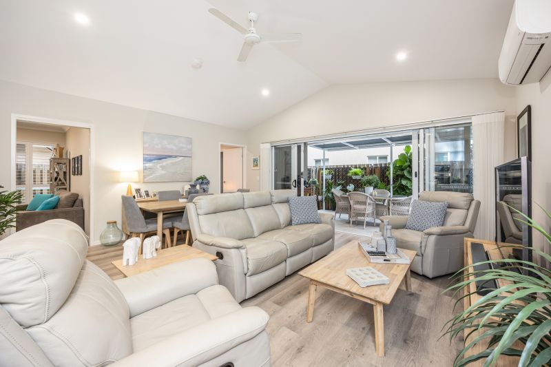 Picture Perfect – Tranquil, Relaxed Living!