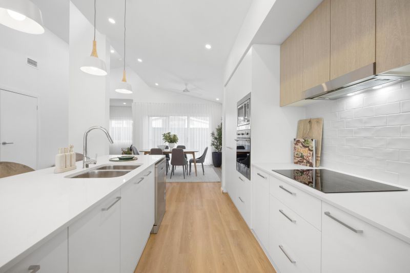 Find sanctuary between the country & the sea