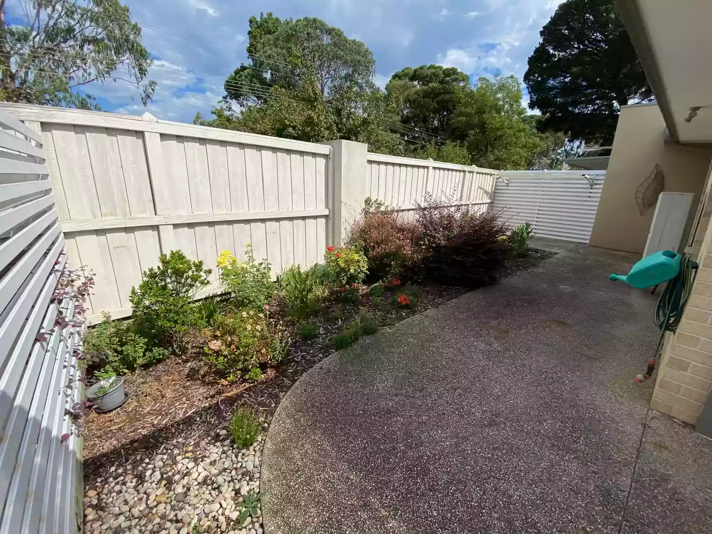 Modern, Oversized Two Bedroom Villa with Plenty of Natural Light and Courtyard