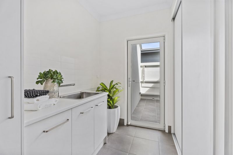 Site 523 - Sunningdale Gable Facade Newly Built Display Home - Under Contract