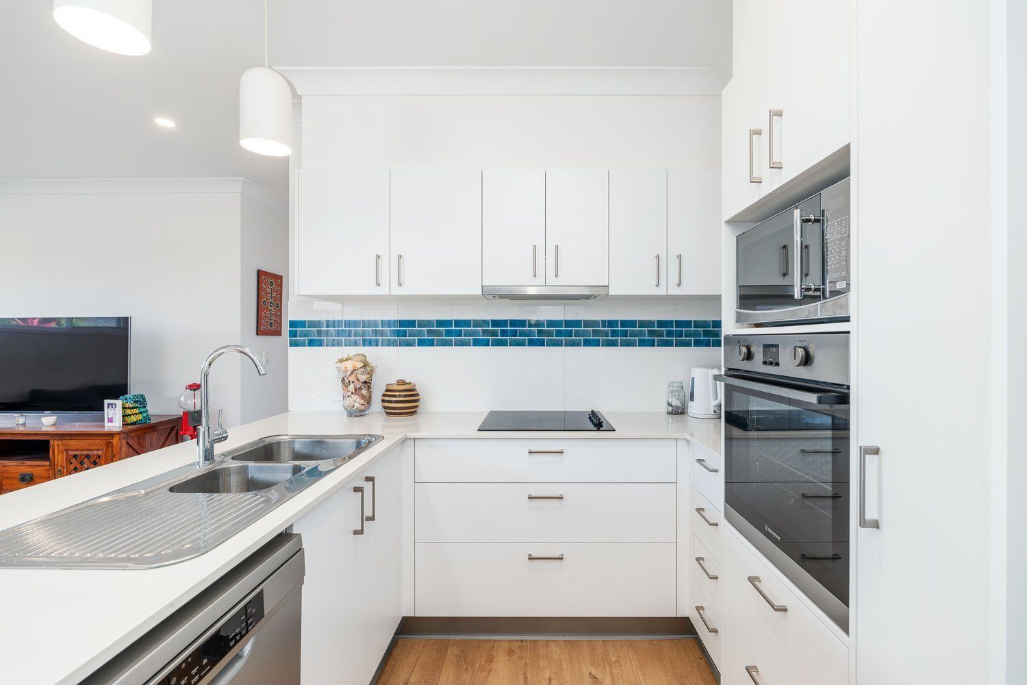 Near Park, Easy Living