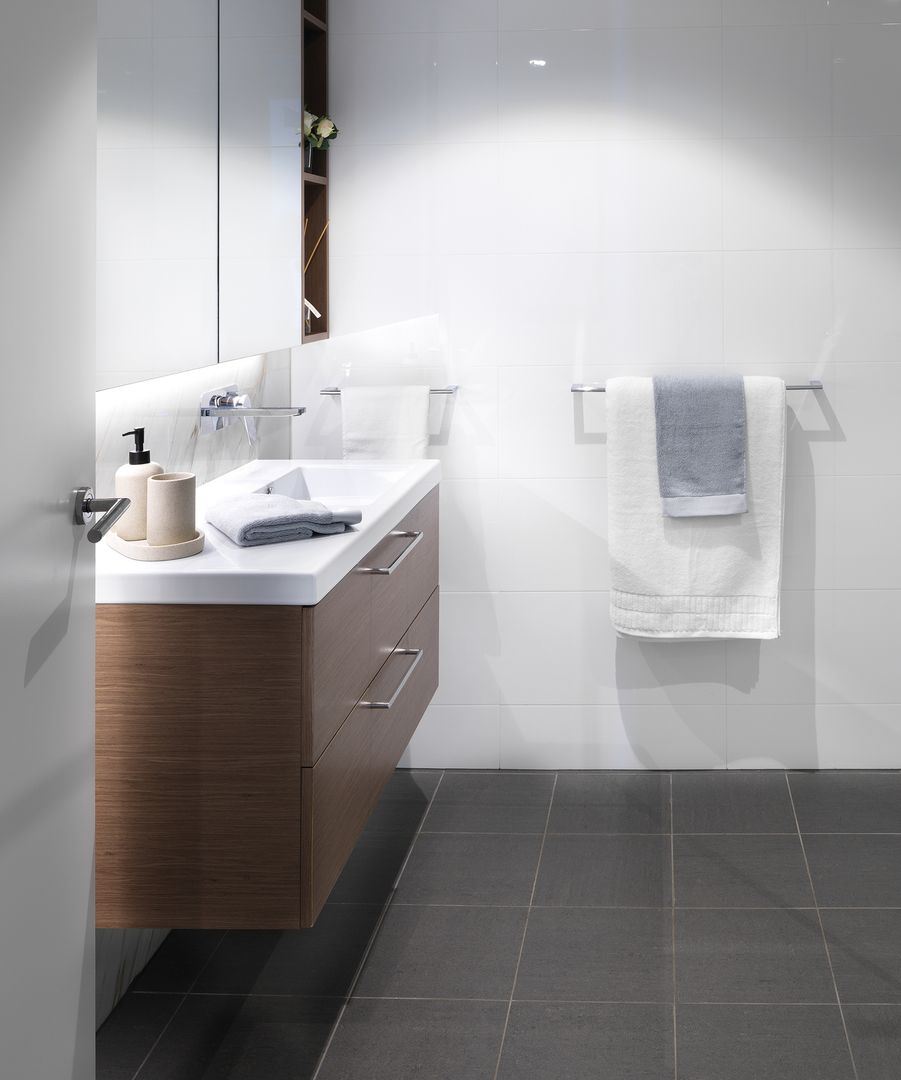 Secure the Largest Apartment Left!