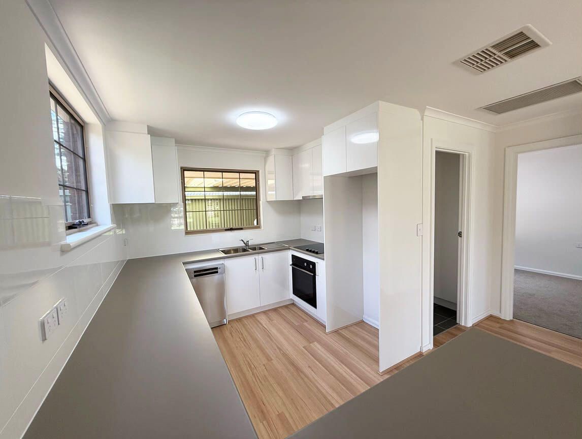 Fully refurbished 2-bedroom unit available now in Walkerville!