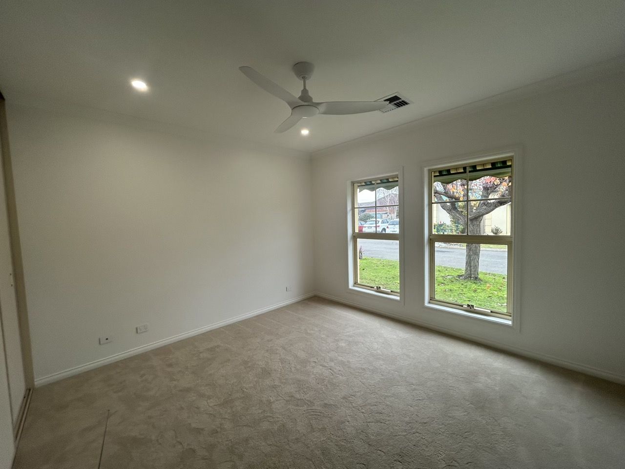 Large 2 Bedroom Renovated Home in Stuart Grove!