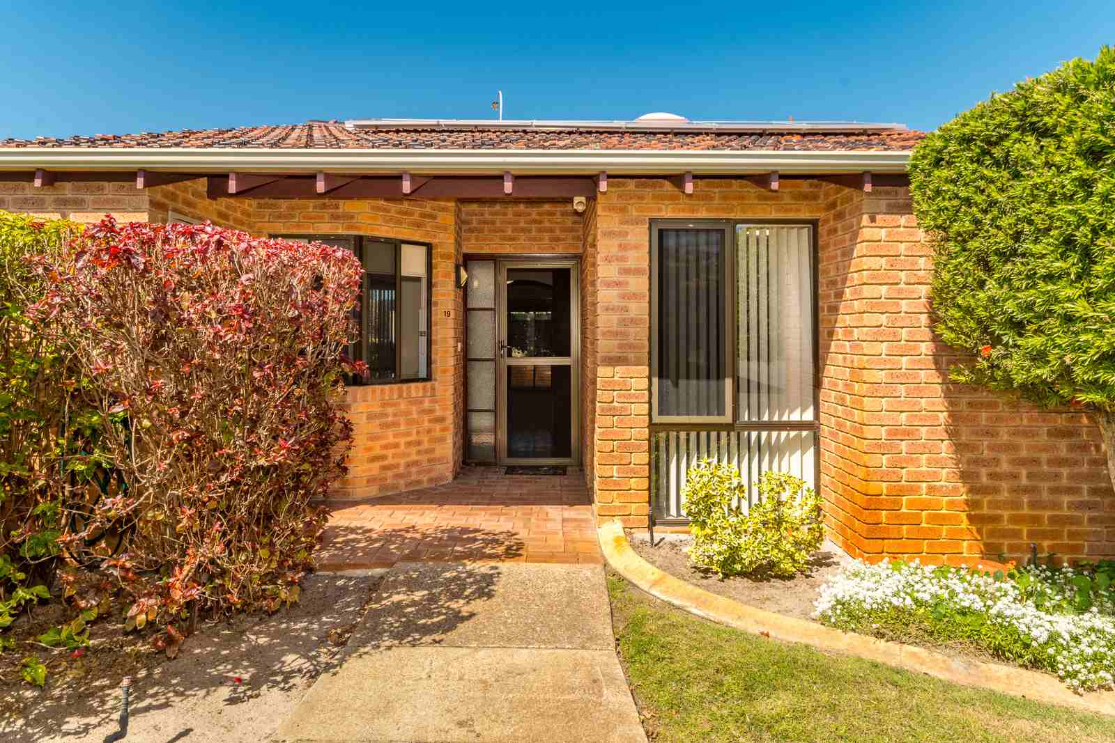 Move-in ready villa living with space, privacy & convenience