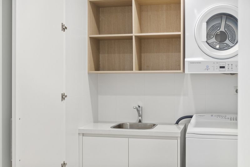 Coastal Vibe and Garden Views