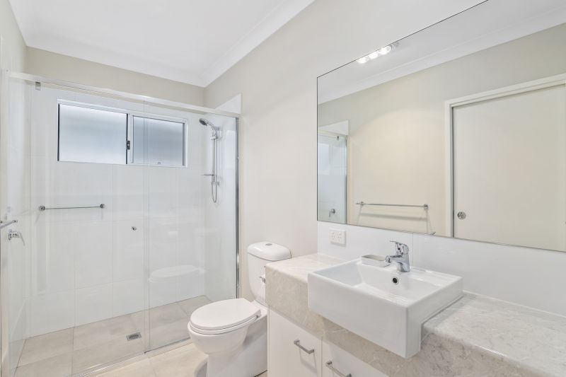 Elegant and Convenient Living!