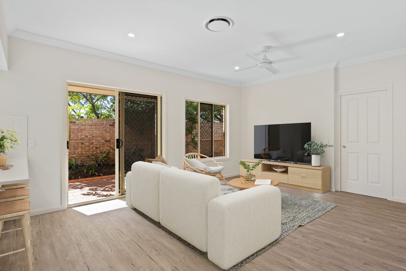 3 Bed plus Study Villa - Currently Under Refurbishment