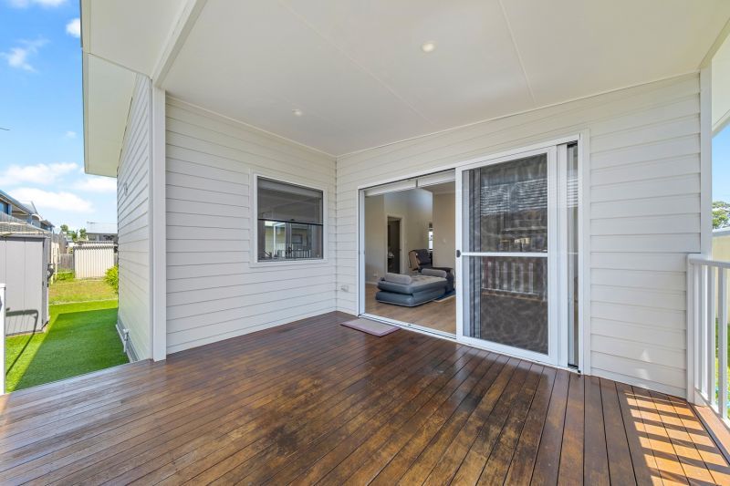 Bright Modern Home with Space for Relaxed Living