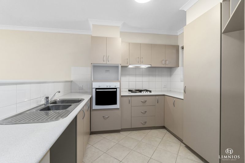 REGISTER YOUR INTEREST.  Established retirement community close to parklands and shops.