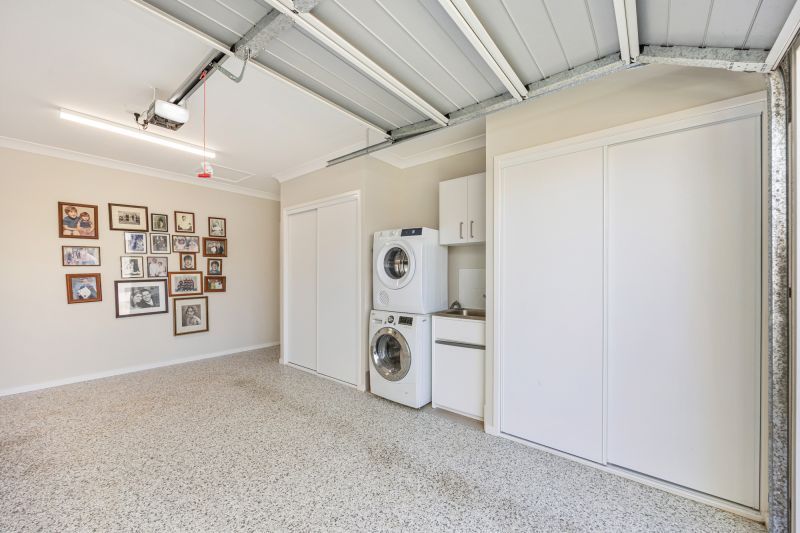 Vibrant Haven, Spacious Living!