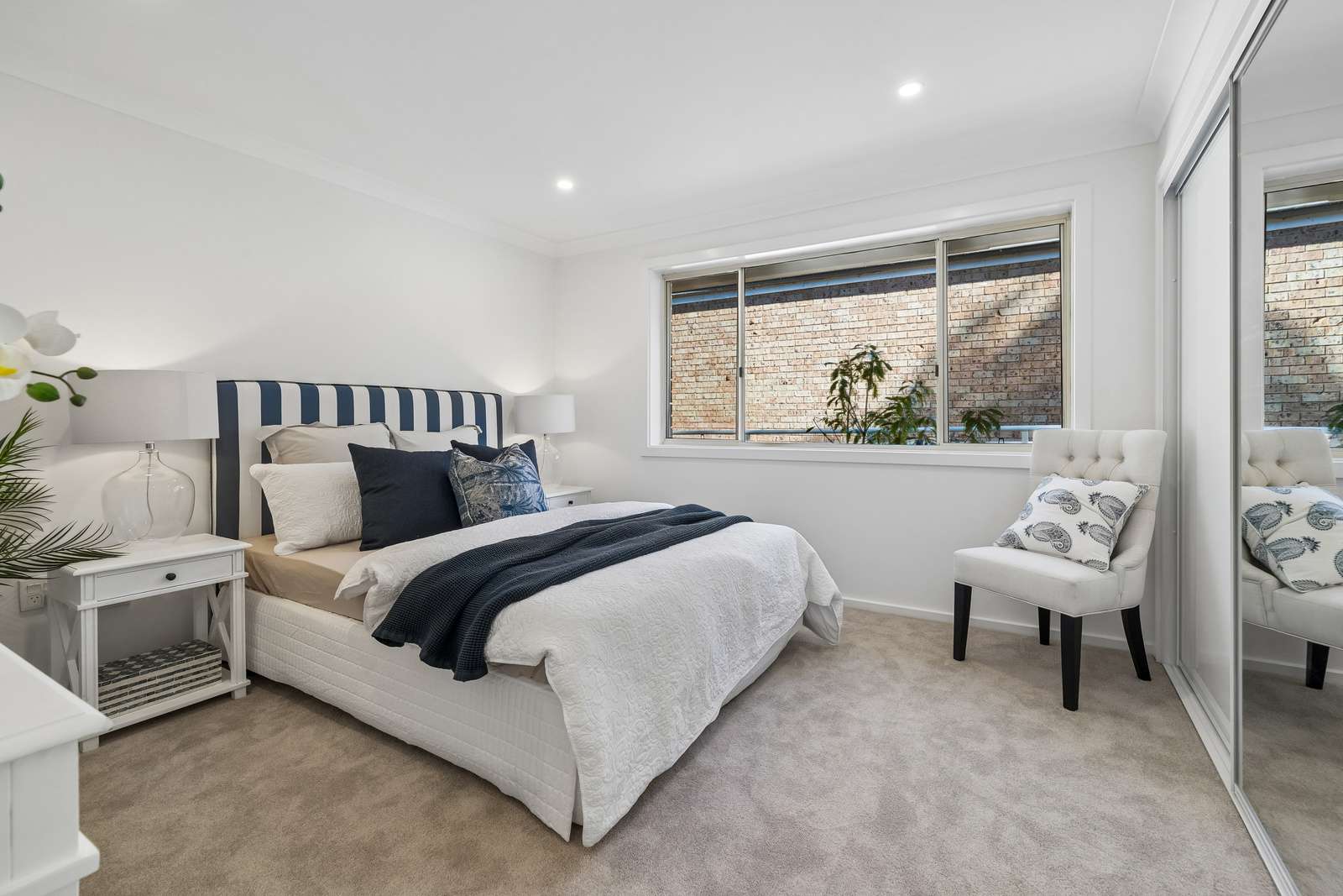 Spacious 2-bedroom home with leafy outlook
