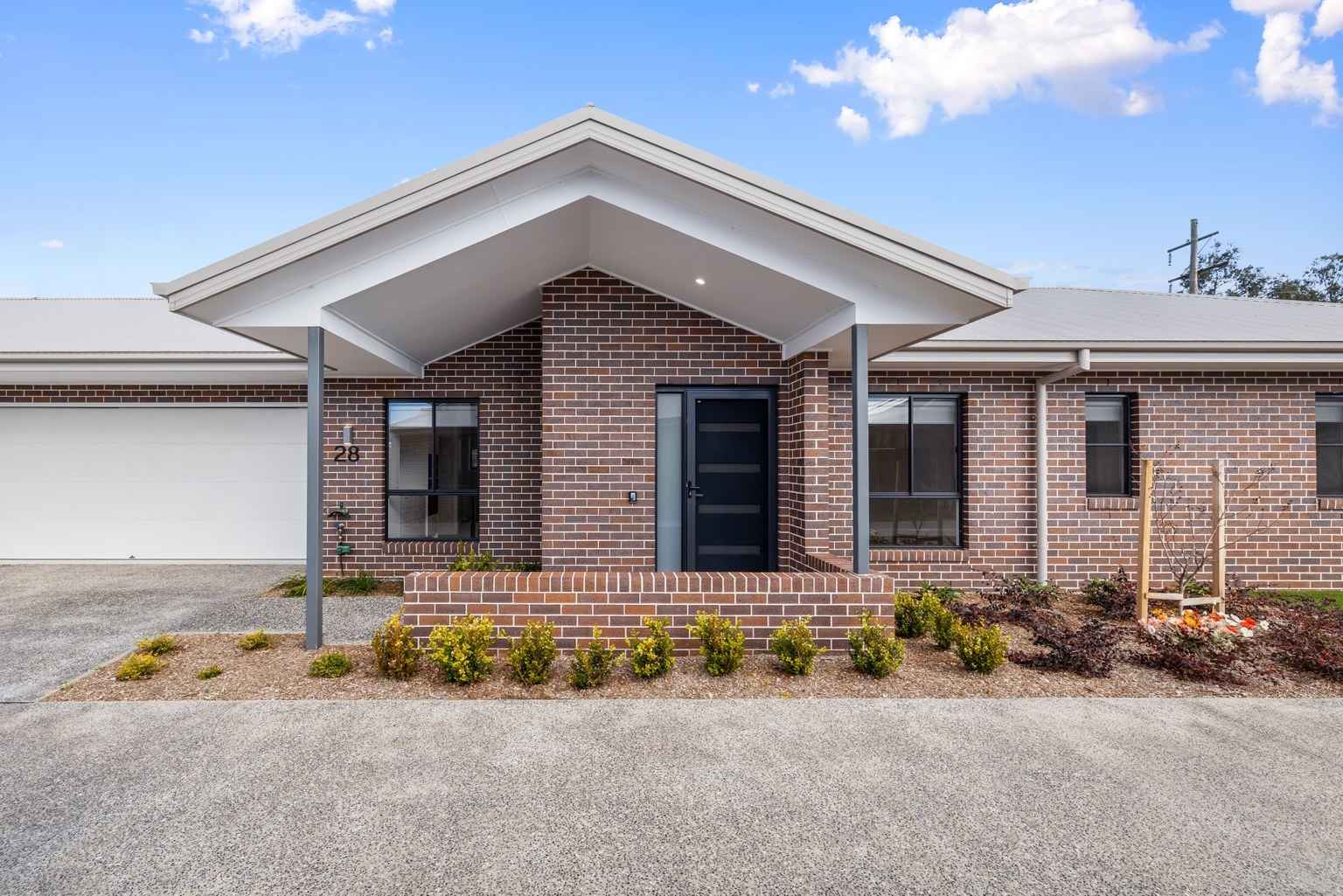 Villa 28 | 3 Bed 2 Bath Oak Tree Retirement Village, Taylor St