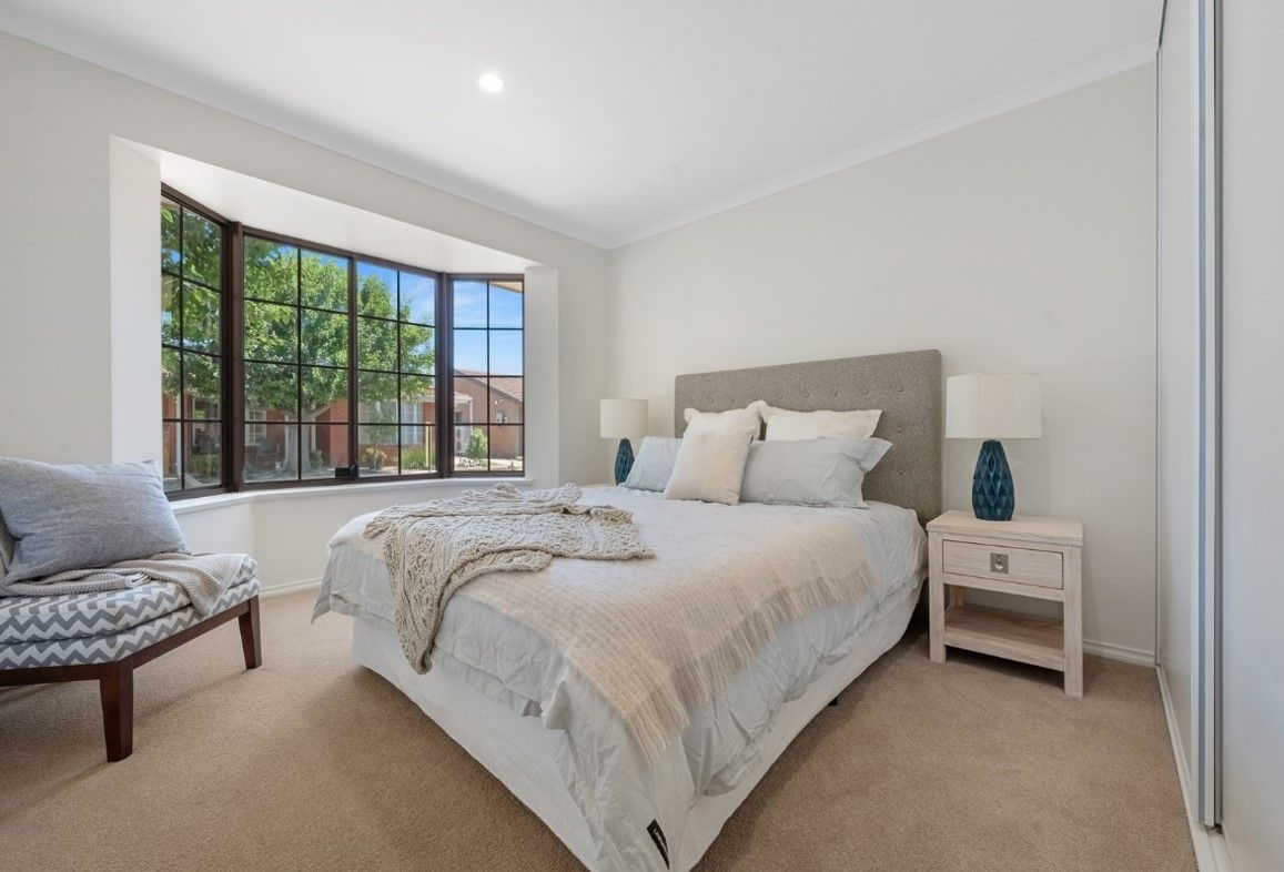 32/33 Sylvan Way, Grange