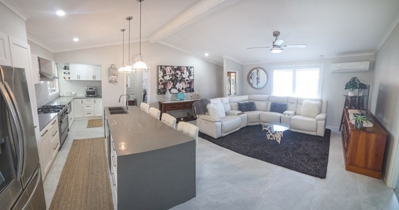 Refined Coastal Living