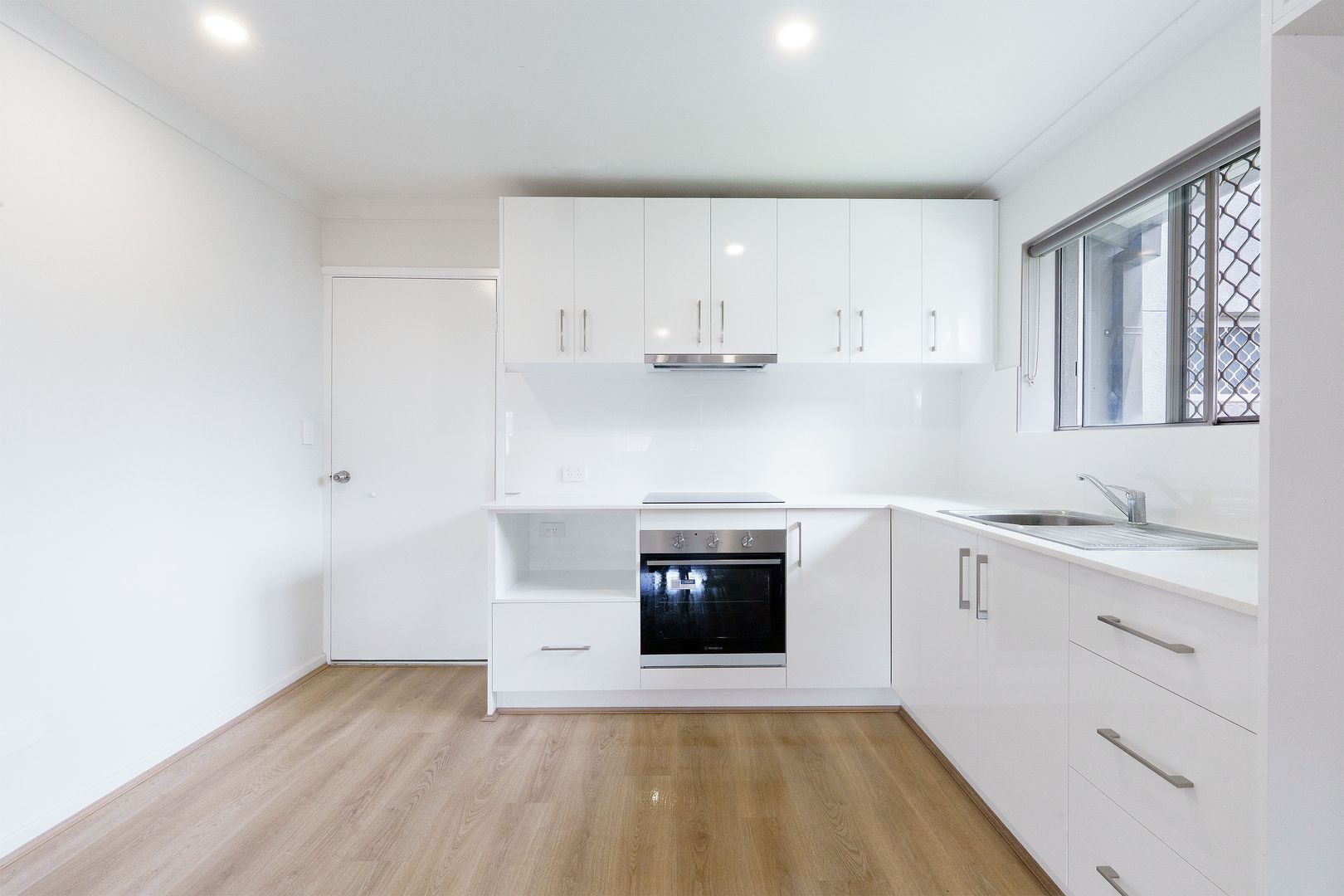 Aspen Living Viveash 