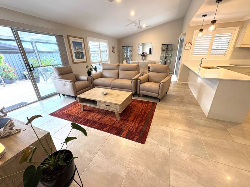 Modern, spacious and peacefully located