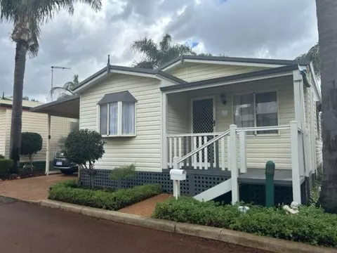 Riverside Gardens Estate - Site 93