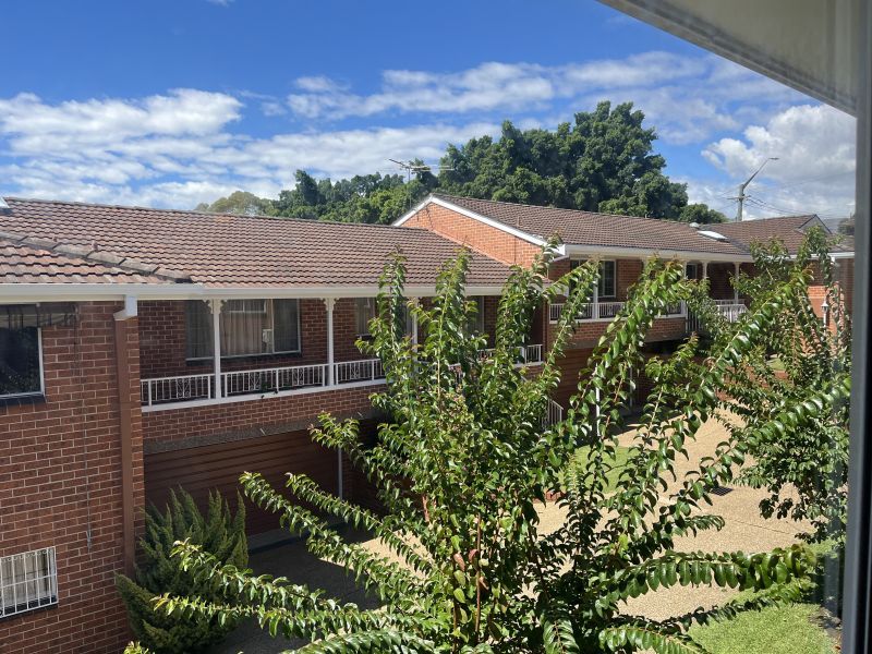 (Under offer) Affordable  Studio Serviced Apartment which offers a great alternative to Residential Care