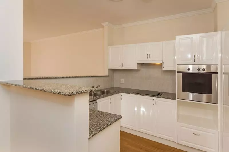 Beautifully appointed east facing apartment