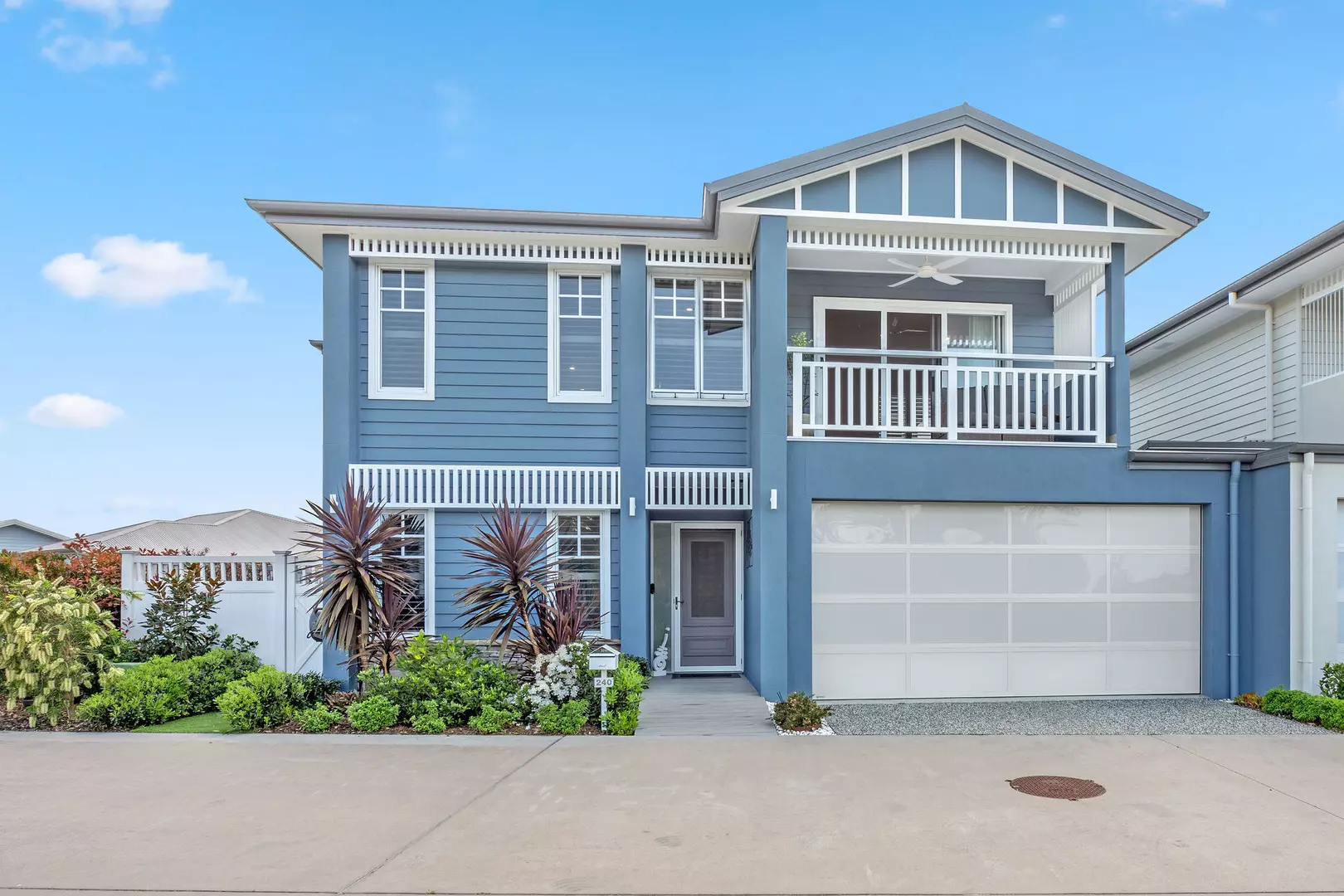 Rare Private Corner Block & Lake Views