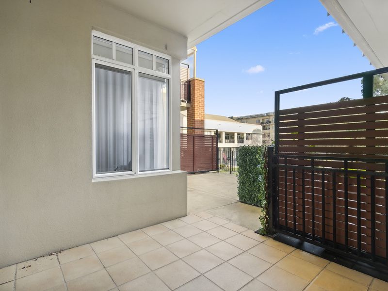 Light & Bright Apartment with Delightful Garden Outlook – Enquire Today!
