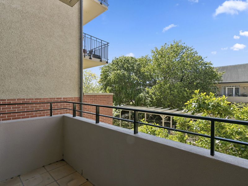 North-Facing, Refreshed Apartment with Balcony