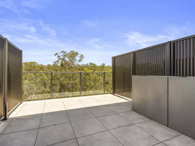 North-Facing Retreat - 'Eagle' Floorplan Design