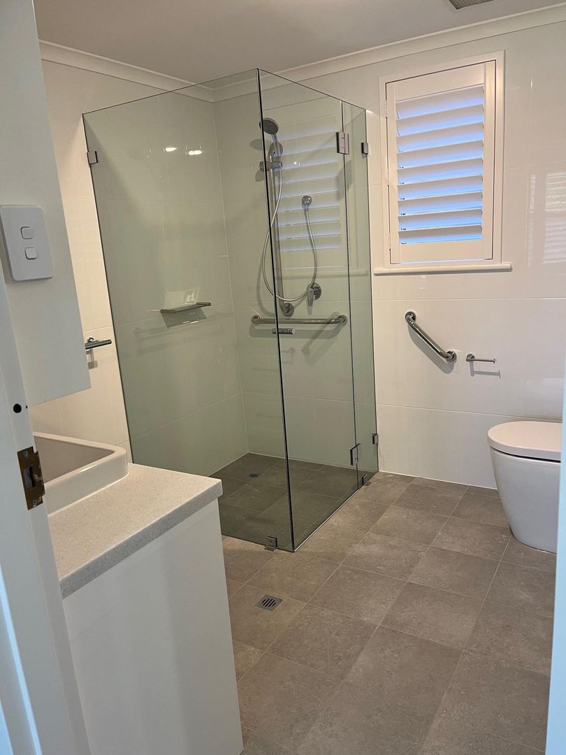 GORGEOUS APARTMENT NOW AVAILABLE