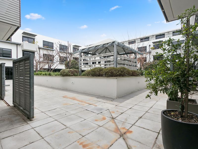 Bright and Modern Apartment in Prime Brighton Location