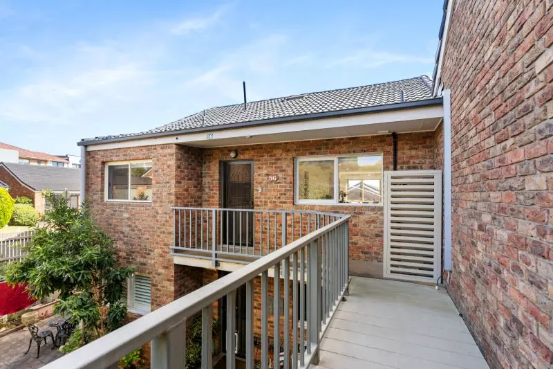 DEPOSIT TAKEN - Contemporary First Floor Unit with Tanti Creek Reserve views