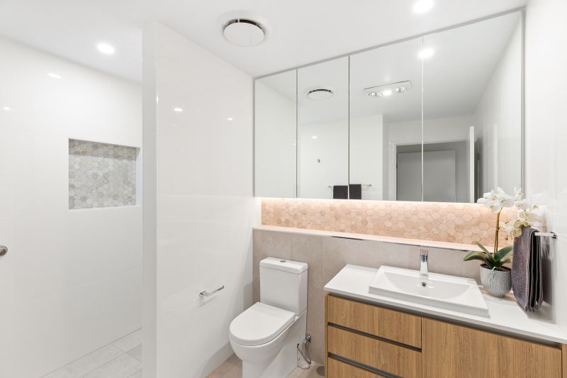 Light, bright and spacious two-bedroom apartment