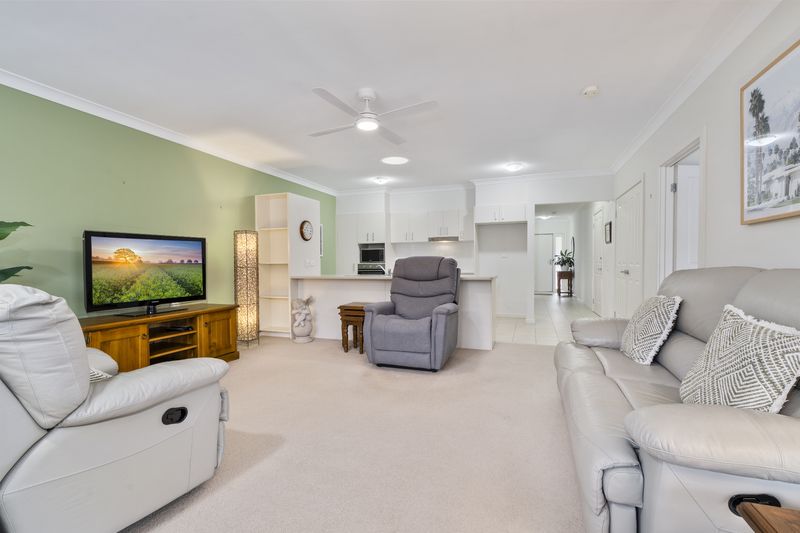 Updated Villa with Private Garden and Sunny Outdoor Space