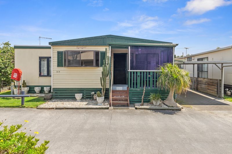 Vibrant Two Bedroom with Alfresco