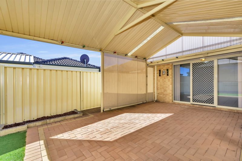 ARCADIA WATERS MADDINGTON - Enjoy The Serenity & Rear Gable Patio