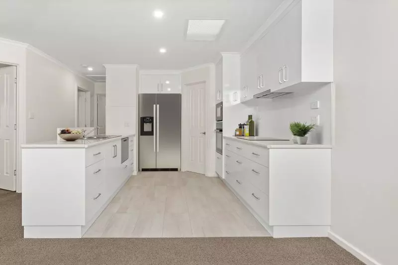 Conveniently located villa in a vibrant community